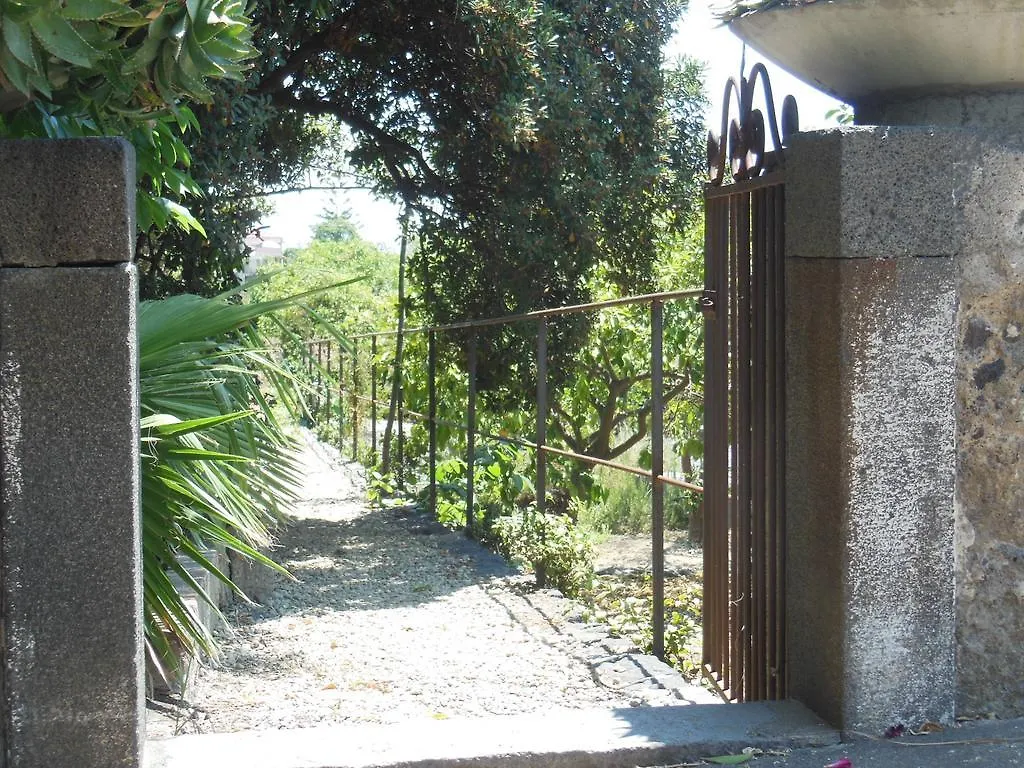 Malvarosa Giarre Bed and Breakfast